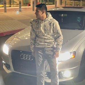 Meet your Posher, Alejandro